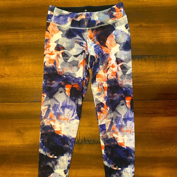 Women’s Leggings - Picture 3 of 6
